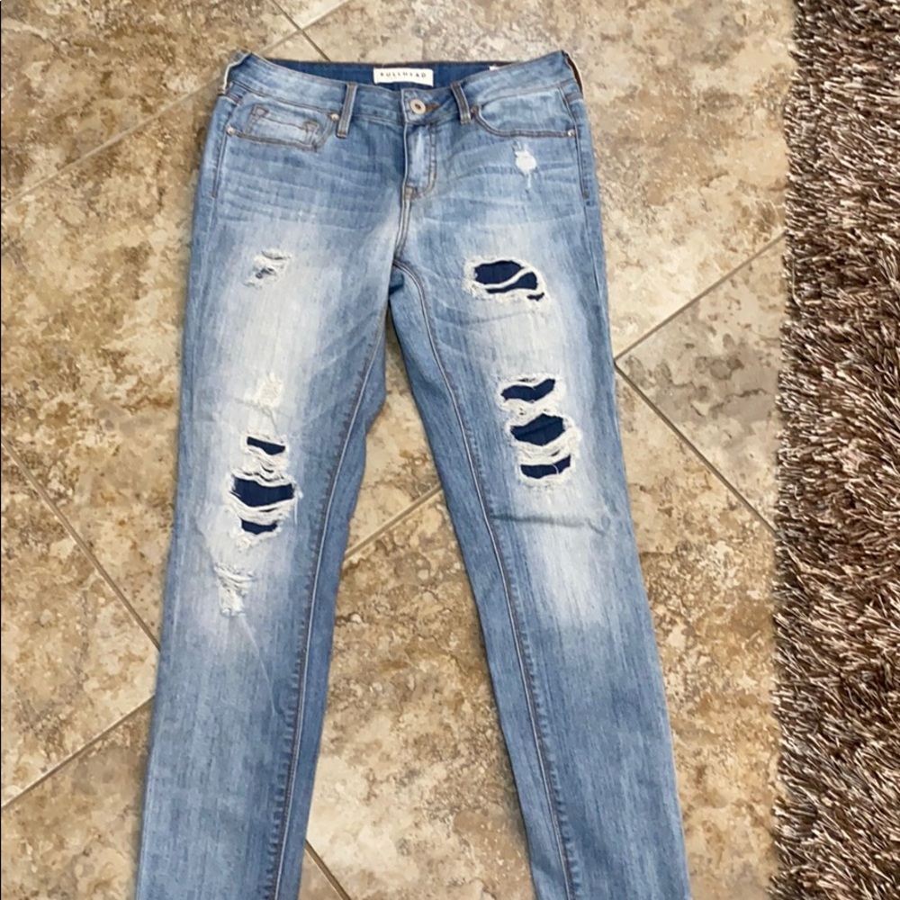 Bullhead light wash jeans
